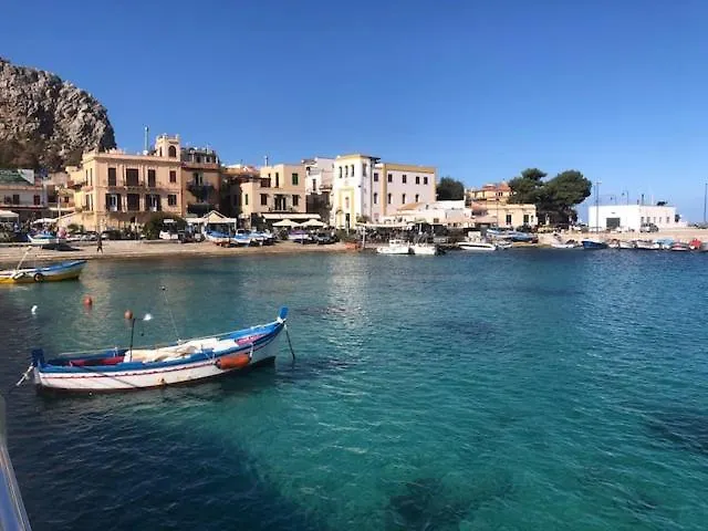 Villa Casa Angelina Palermo 0*,  Italia
