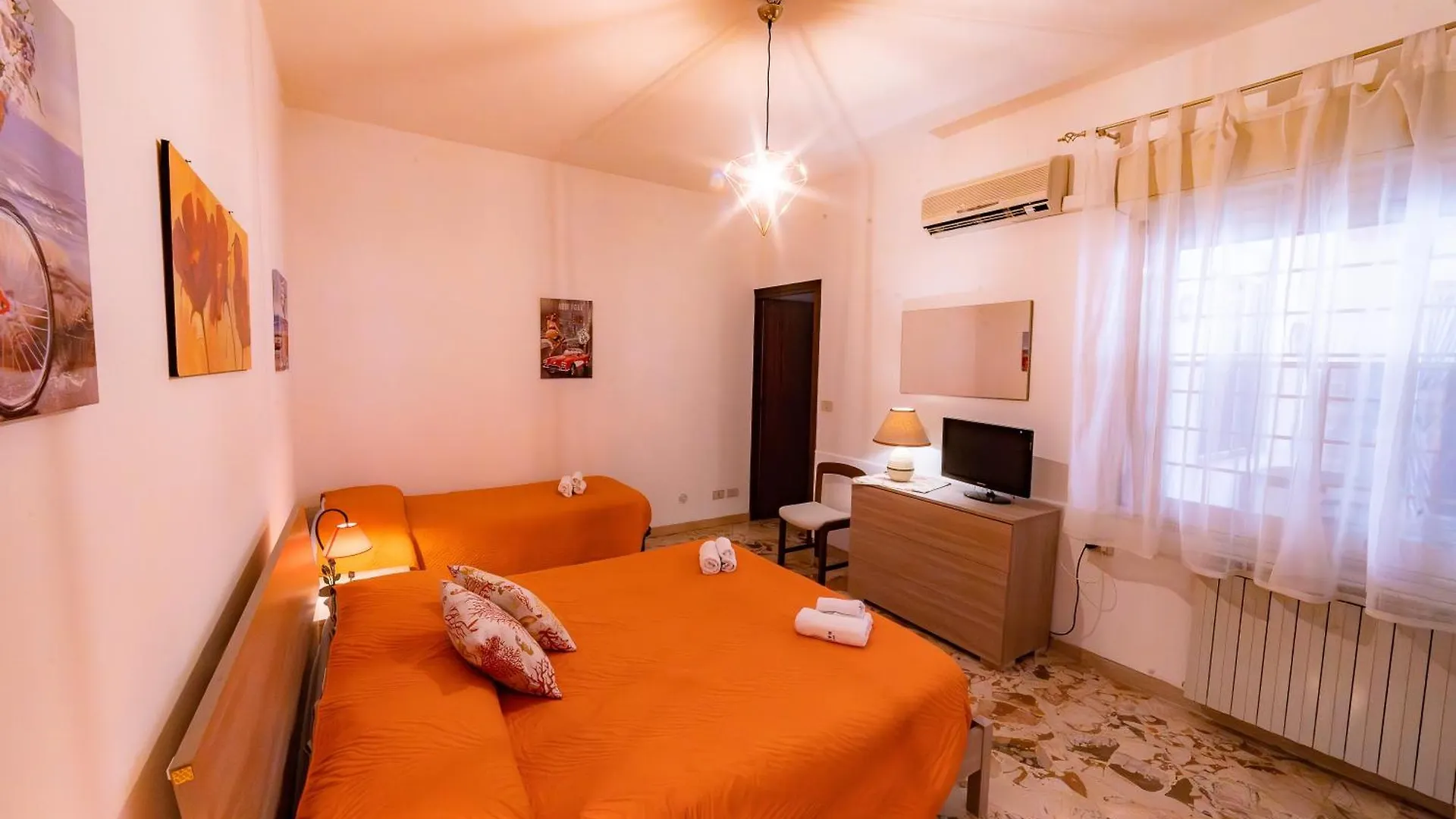 Villa Casa Angelina Palermo 0*,  Italia